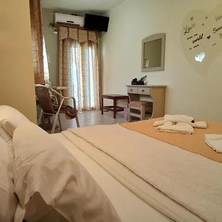 Aparthotel Delfini