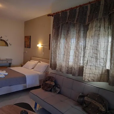 アパートホテル Delfini 4*