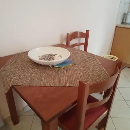 Aparthotel Delfini *