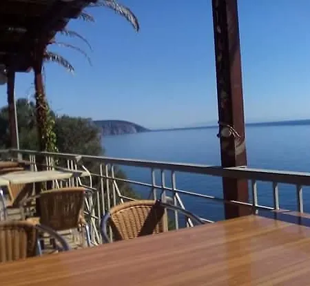 Delfini 4* Akhladherí