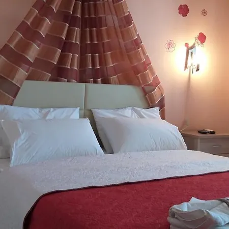 Aparthotel Delfini *