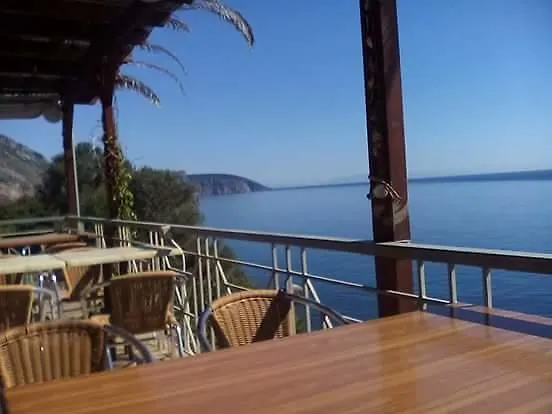 Delfini 4* Akhladherí